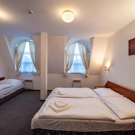 Armales ホテル 3*